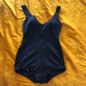 Vintage black swimsuit 🌑